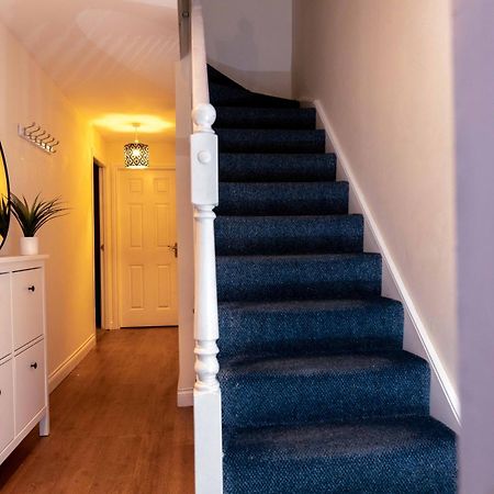 Livingston North Station Apartments Bagian luar foto