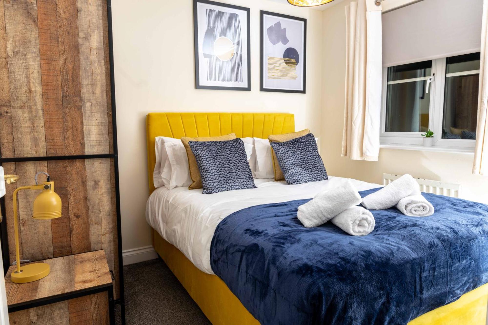 Livingston North Station Apartments Bagian luar foto