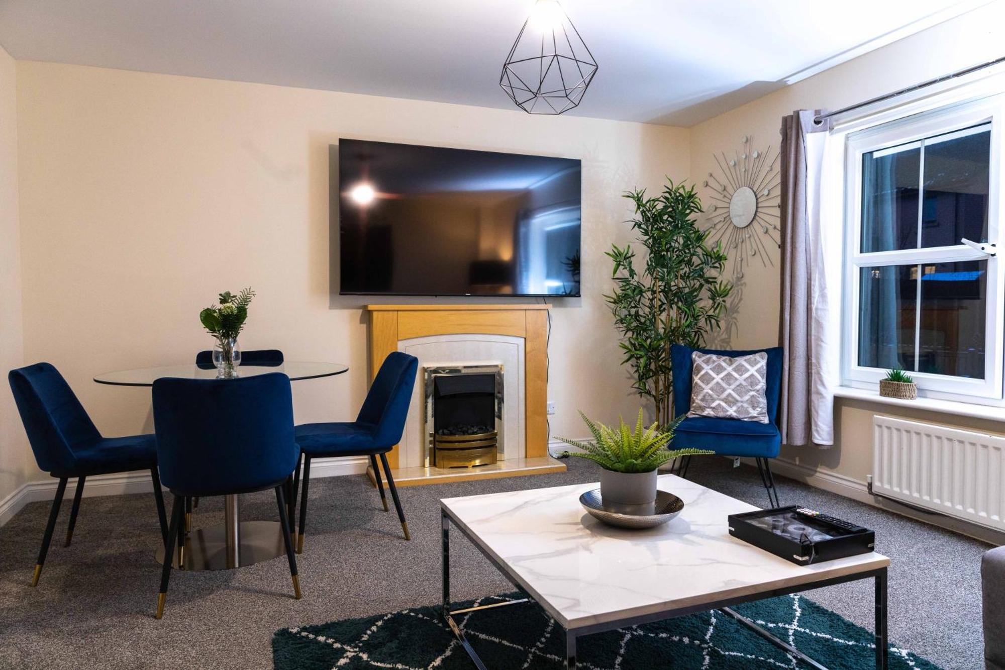 Livingston North Station Apartments Bagian luar foto